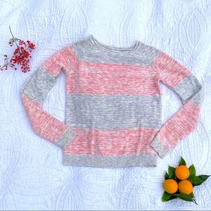 Sparkly Pink and Gray Sweater With Gold Threading!!